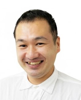 代表 東亮介